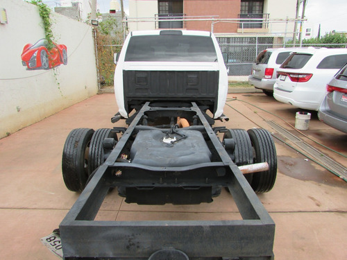 Imagen 14 de 15 de Ram 4000 Crew Cab 2014 Chasis Cabina 4x4 Ta