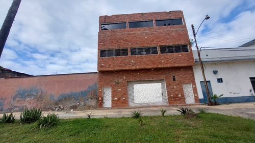 Imagen 19 de 21 de Tibisay Rojas Vende Edificio De Oficinas En El Centro Colonial De Puerto Cabello Cod. 171351