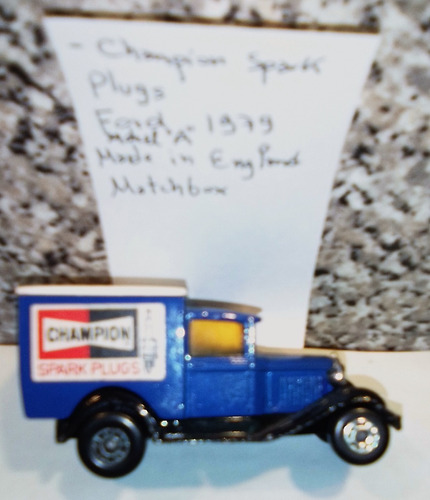 Camion Ford Modelo  A  Champion Sparks Plugs  1979 Vintage