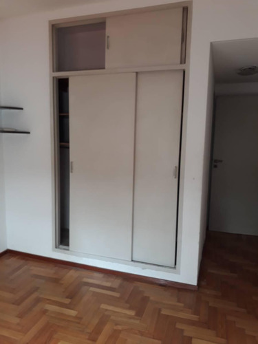 Imagen 4 de 12 de Impecable Dpto 3 Amb Con Patio En Lanús