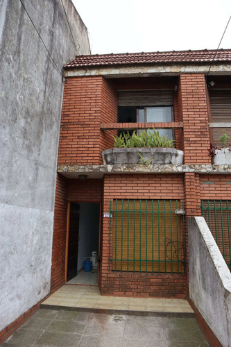 Venta Duplex 5 Amb Cochera Quincho A Refaccionar
