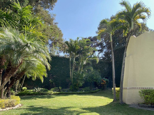 Casa En Fraccionamiento En Tabachines, Cuernavaca, Morelos - Lpi-5-fr