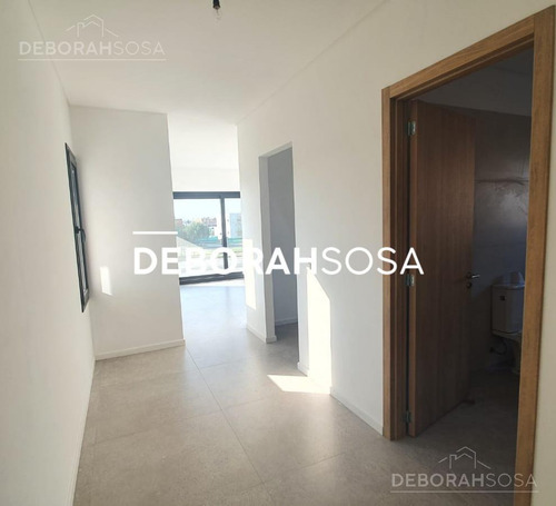 Imagen 10 de 17 de Excelente Casa 5 Amb A Estrenar Con Piscina - San Matias - Financiación