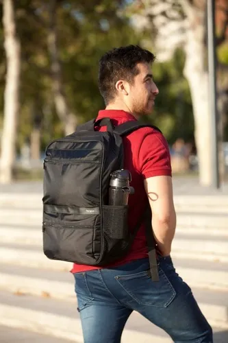 Morral Targus Safire Advance Backpack 15.6 23 Litros Tbb591