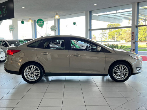 Ford Focus 2.0 SE FASTBACK 16V FLEX 4P POWERSHIFT
