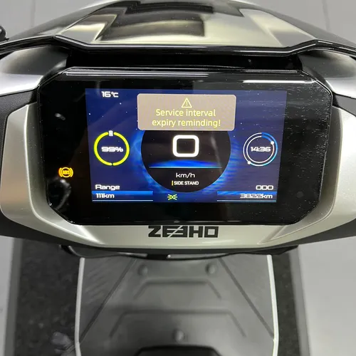 Cf Moto Zeeho Ae8+