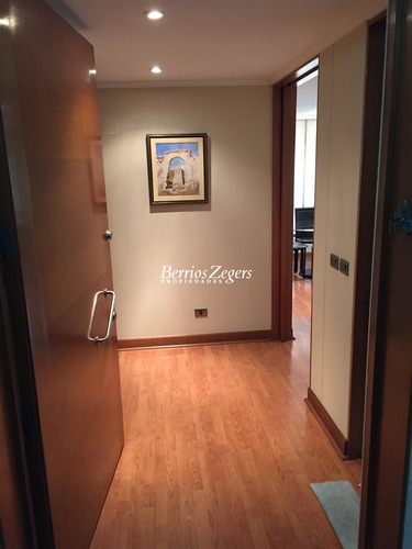 Departamento En Venta De 2 Dorm. En Las Condes