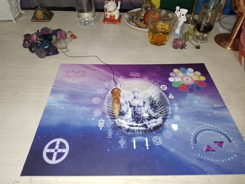 Leitura Online De Tarô, E Mesa Radiônica Quântica