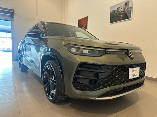 Volkswagen Tiguan 1.4 Tsi R-Line Dsg7