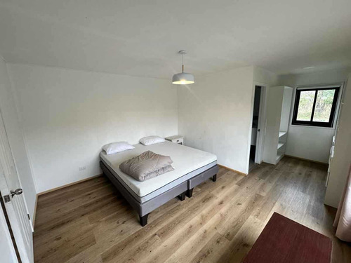 Casa En Arriendo A 5 Minutos Centro De Pucón (97123)
