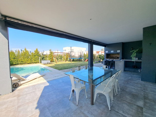 Imagen 4 de 30 de Venta Casa Lote Interno Tipas Nordelta Pileta