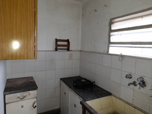 Casa 532 Y 117, 2 Dormitorios, Garaje Pasante, Parque, Galpon.