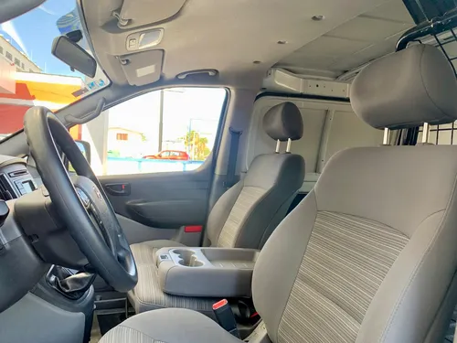 Hyundai Starex 2.4 Cargo Van