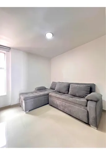 Amplio Apartamento En Laureles.