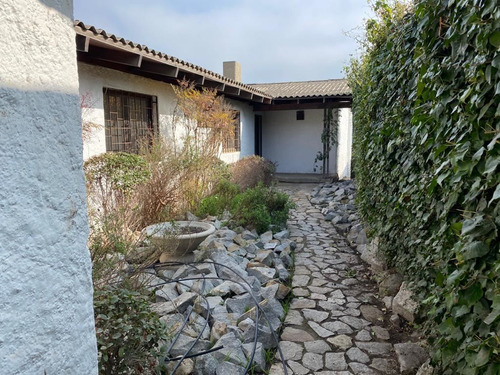 Amplia Casa Recien Remodelada Con Hermosa Vista