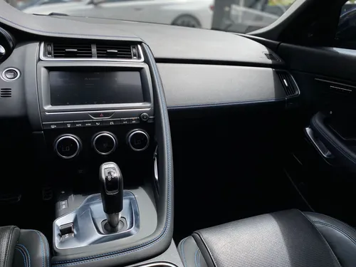 Jaguar E-Pace R-Dynamic SE