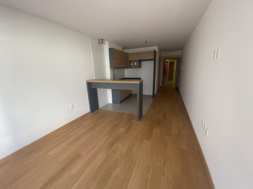 Departamento Monoambiente En Venta Ubicado En Montevideo, Uruguay Con Seguridad, Solarium, Parrilla