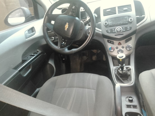 Imagen 7 de 17 de Chevrolet Sonic 2013 1.6 Lt