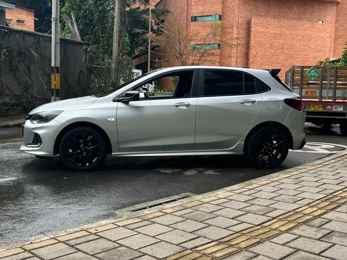 Chevrolet Onix 1.0T Rs Mt