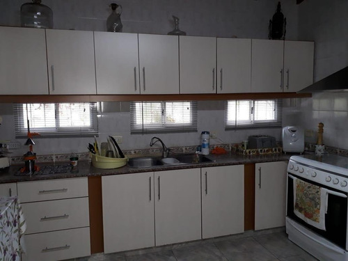 Casa 4 Amb Con Enorme Parque - Toda En Planta Baja!