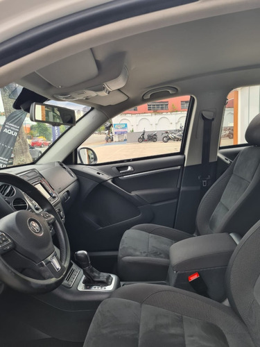 Imagem 9 de 15 de Volkswagen Tiguan 2.0 Tsi 16v Turbo Gasolina 4p Tiptronic