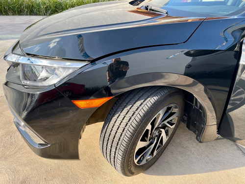 Imagen 8 de 15 de Honda Civic 2.0 Ex At