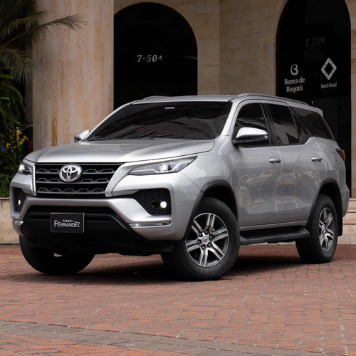 Toyota Fortuner 2.4