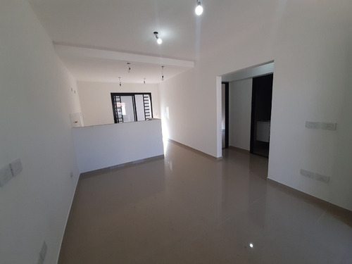 Imagen 4 de 12 de Casa Ph En Venta En Ituzaingo Norte