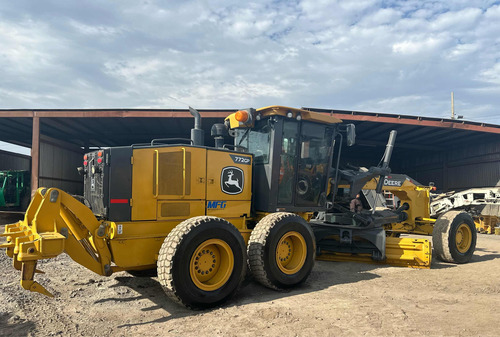 Motoconformadora John Deere 772gp Ripper Trasero