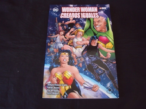Wonder Woman - Creados Iguales (ecc)