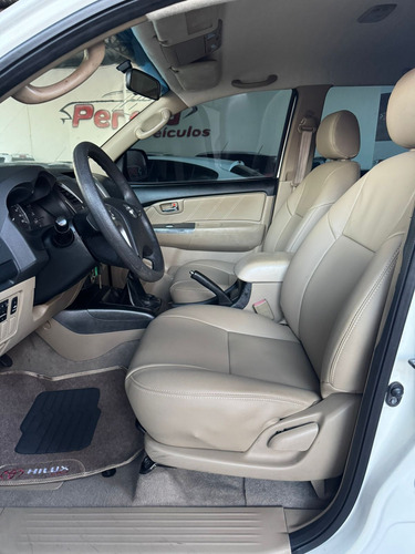 Toyota Hilux SW4 2.7 Sr 5l 4x2 Flex 5p
