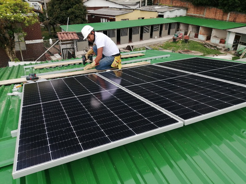 Imagen 2 de 8 de Gh-1600 Kit Inversor Generador Planta Híbrida Panel Solar 24