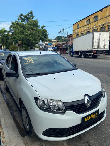 Imagem 4 de 7 de Renault Logan 1.0 2017/2018