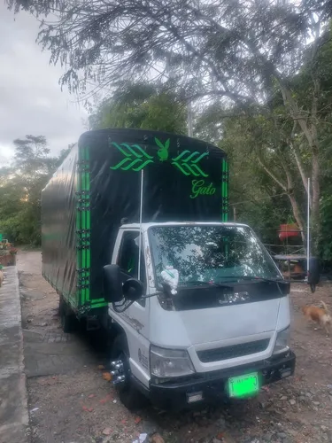 Camion Con Motor De Nkr Modelo 2012 Sin Restricciones