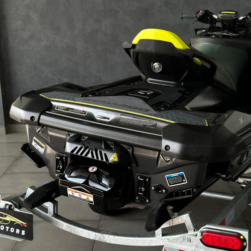 Jet Ski Seadoo Apex 300