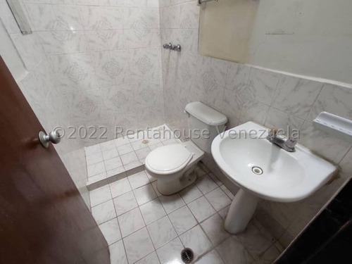 Imagen 9 de 30 de Casas En Venta Villa Roca Cabudare 22-17084 /m