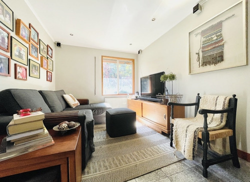 Casa En Venta De 4 Dorm. En Vitacura