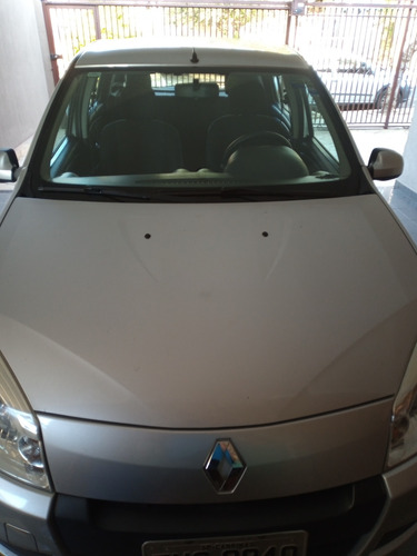 Imagem 2 de 9 de Renault Sandero 2012 1.0 16v Expression Hi-flex 5p