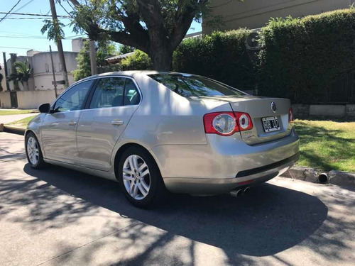 Volkswagen Vento 2.5 Luxury Wood Tiptronc 170cv 2008