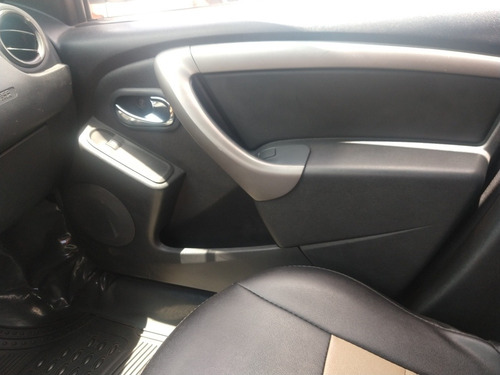 Renault Duster Oroch 2017 1.6 16v Expression Sce 4p