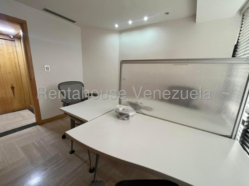 Local En Alquiler Las Mercedes #25-17325 K.f