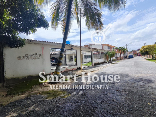 Smart House Vende Casa Con Anexo De Extenso Terrreno En Zona Exclusiva De Maracay, La Arboleda Vfev10m