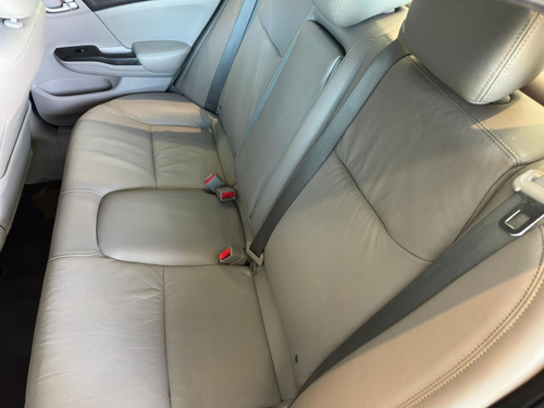 Honda Civic Sedan LXR 2.0 Flexone 16V Aut. 4p