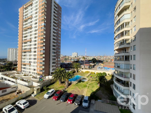 Departamento En Arriendo De 2 Dorm. En Valparaíso