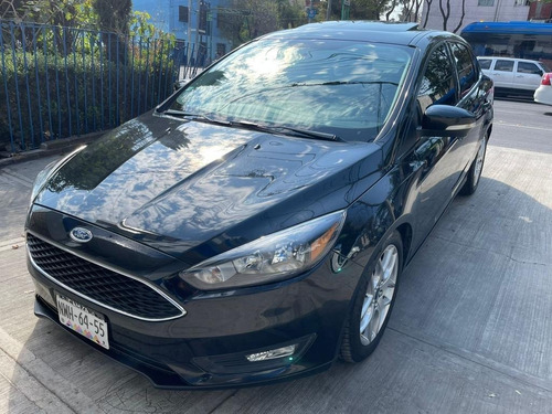 Imagen 1 de 12 de Ford Focus Se 2015