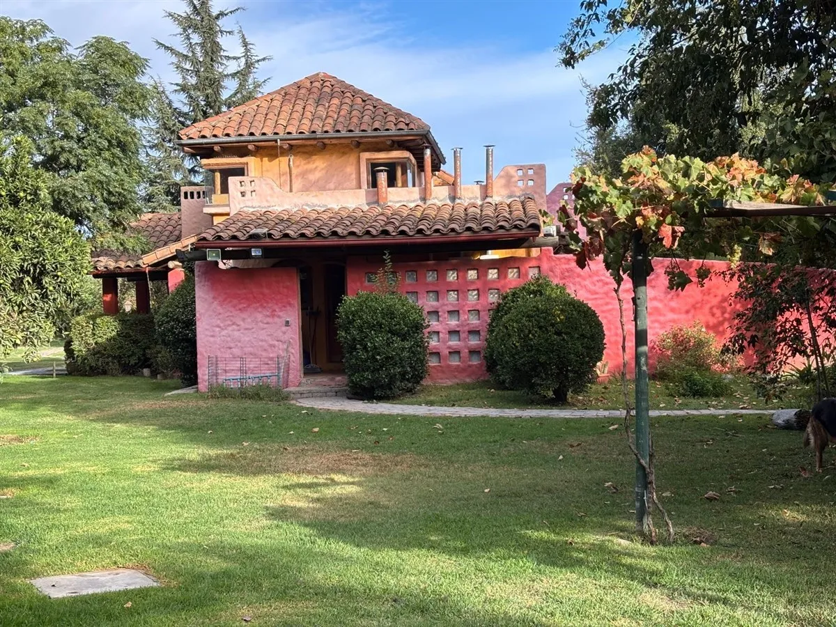 Imagen 2 de 30 de Casa En Venta De 5 Dorm. En Calera De Tango