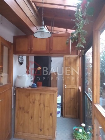 Imagen 8 de 13 de Amplia Cabaña Con Jardín Y Estacionamiento Propio