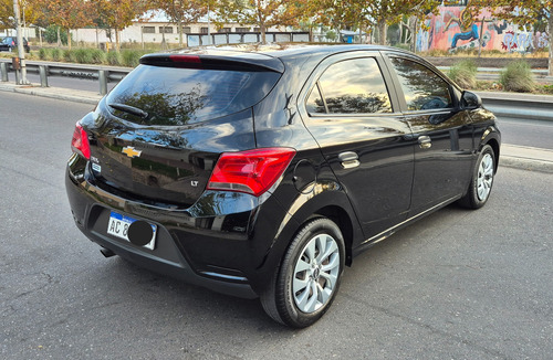 Chevrolet Onix 1.4 Lt 98cv