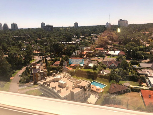 Imagen 7 de 16 de Vendo Hermoso Departamento En Importante Torre De 3 Suites - Punta Del Este Mansa