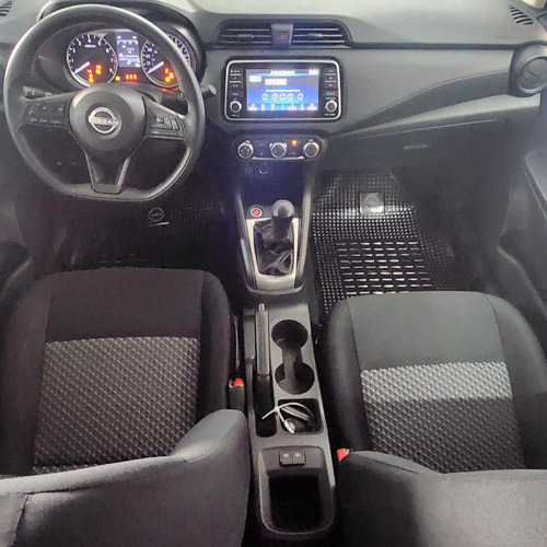 Nissan Versa 1.6 Sense